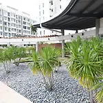 Mount Austin Midori Green 10 Pax Free Wi-Fi 500Mbps Netflix