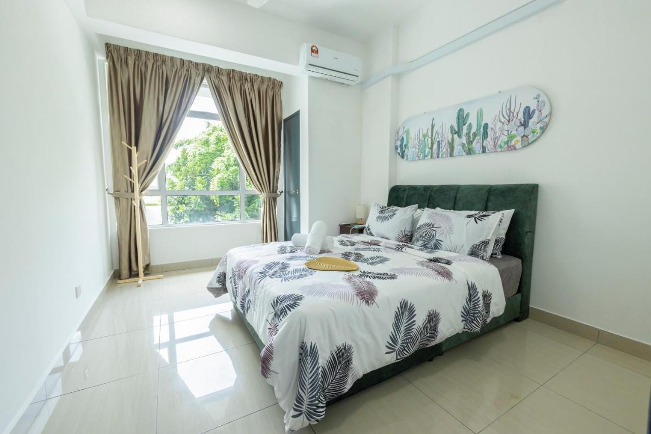 Apartemen Mount Austin Midori 10 Pax Free Wi-fi 500mbps Netflix