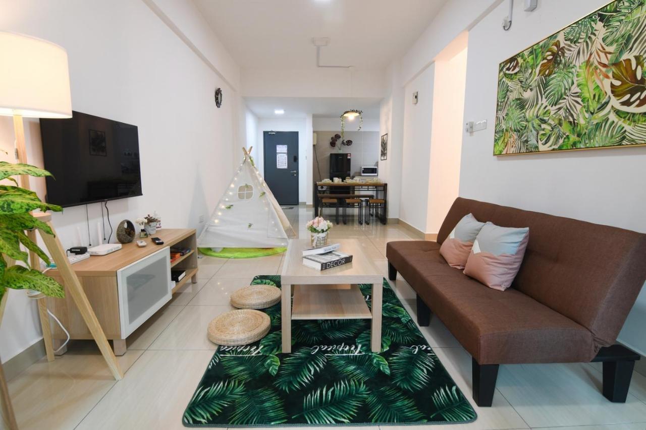 Apartemen Mount Austin Midori 10 Pax Free Wi-fi 500mbps Netflix
