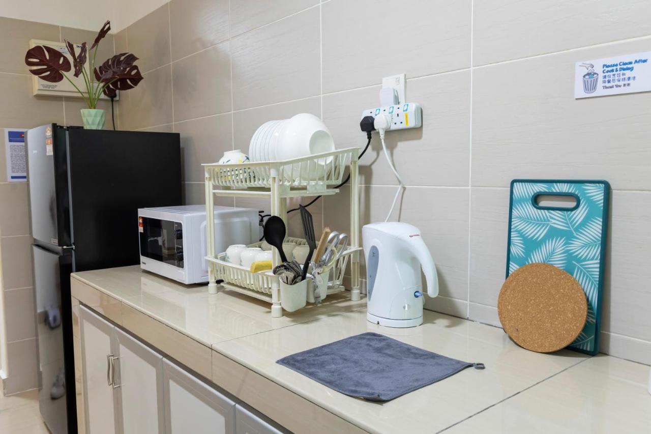 Mount Austin Midori 10 Pax Free Wi-fi 500mbps Netflix Apartemen *